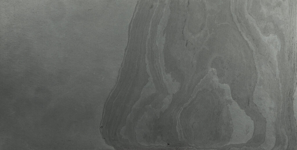 Zdjęcie produktowe forniru kamiennego Black Stone