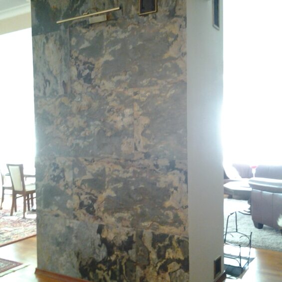 realizacja ściany telewizyjnej fornirem kamiennym DAFT STONE Realizacja ściany telewizyjnej fornirem kamiennym Daft Stone