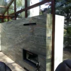 Fornir kamienny Tree Stone 61x122 realizacja obudowy kominka